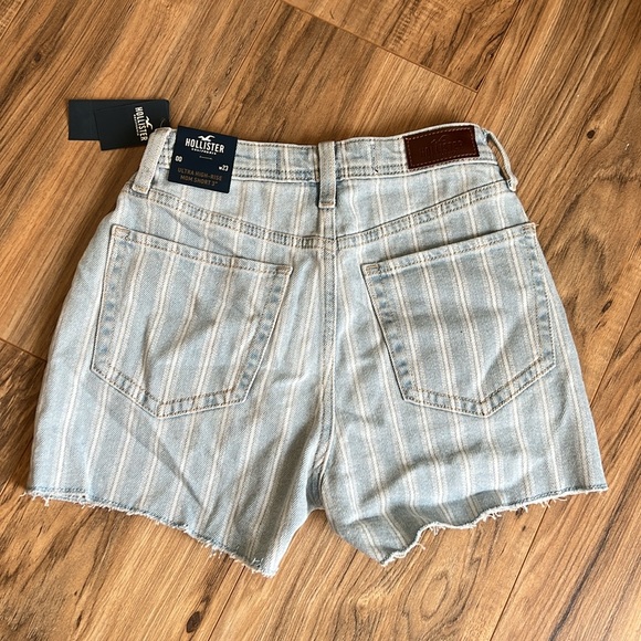 Hollister ultra high-rise mom short - Picture 4 of 4